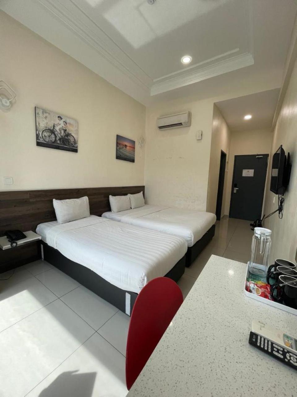 Avatel Jelutong Hotel Gelugor Exterior photo